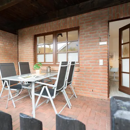 Ostseegarten Wacholder * Kellenhusen